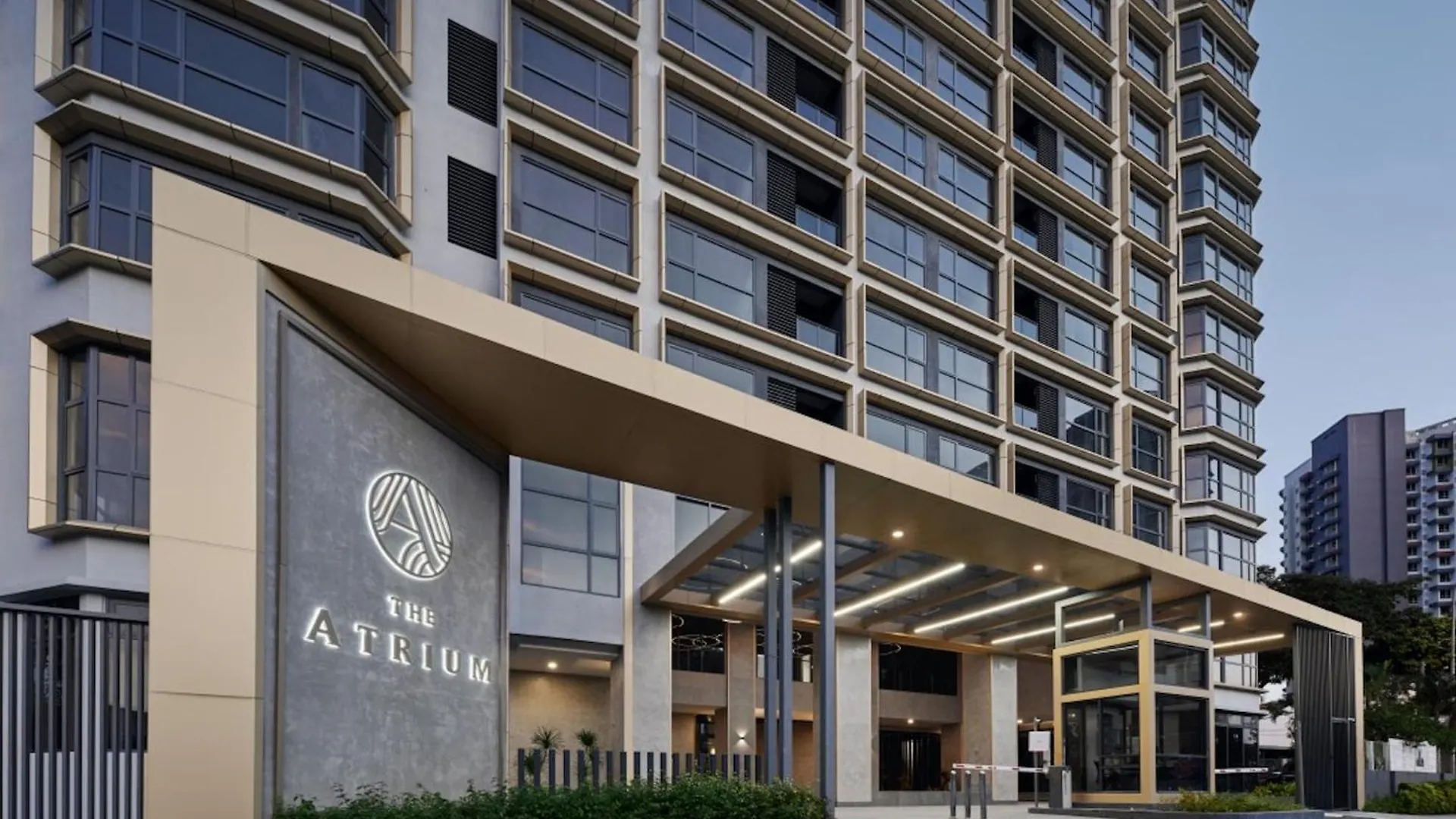 Apartment The Atrium At Jalan Ampang By Okbnb - Luxury 3 Bedroom Family Suite With Balcony, 3 Mins To Klcc Kuala Lumpur