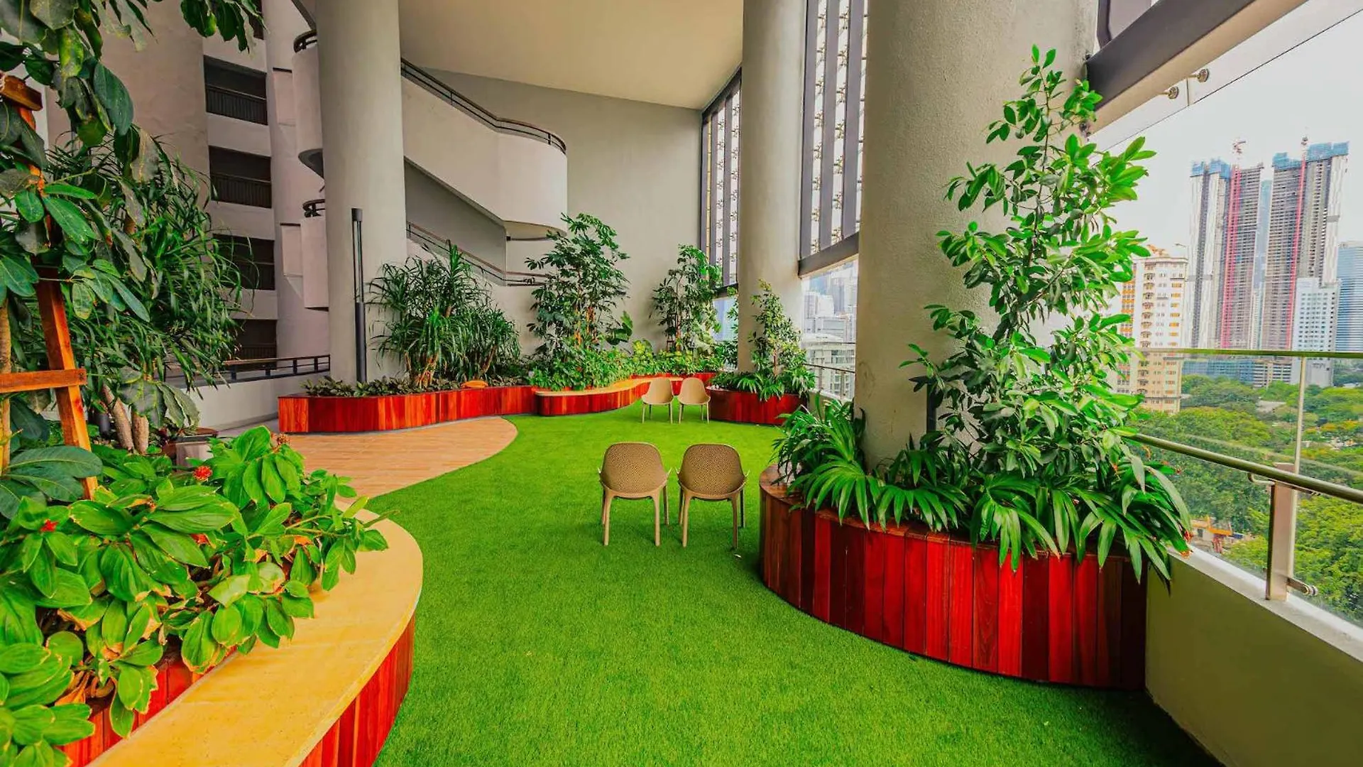Apartment The Atrium At Jalan Ampang By Okbnb - Luxury 3 Bedroom Family Suite With Balcony, 3 Mins To Klcc Kuala Lumpur