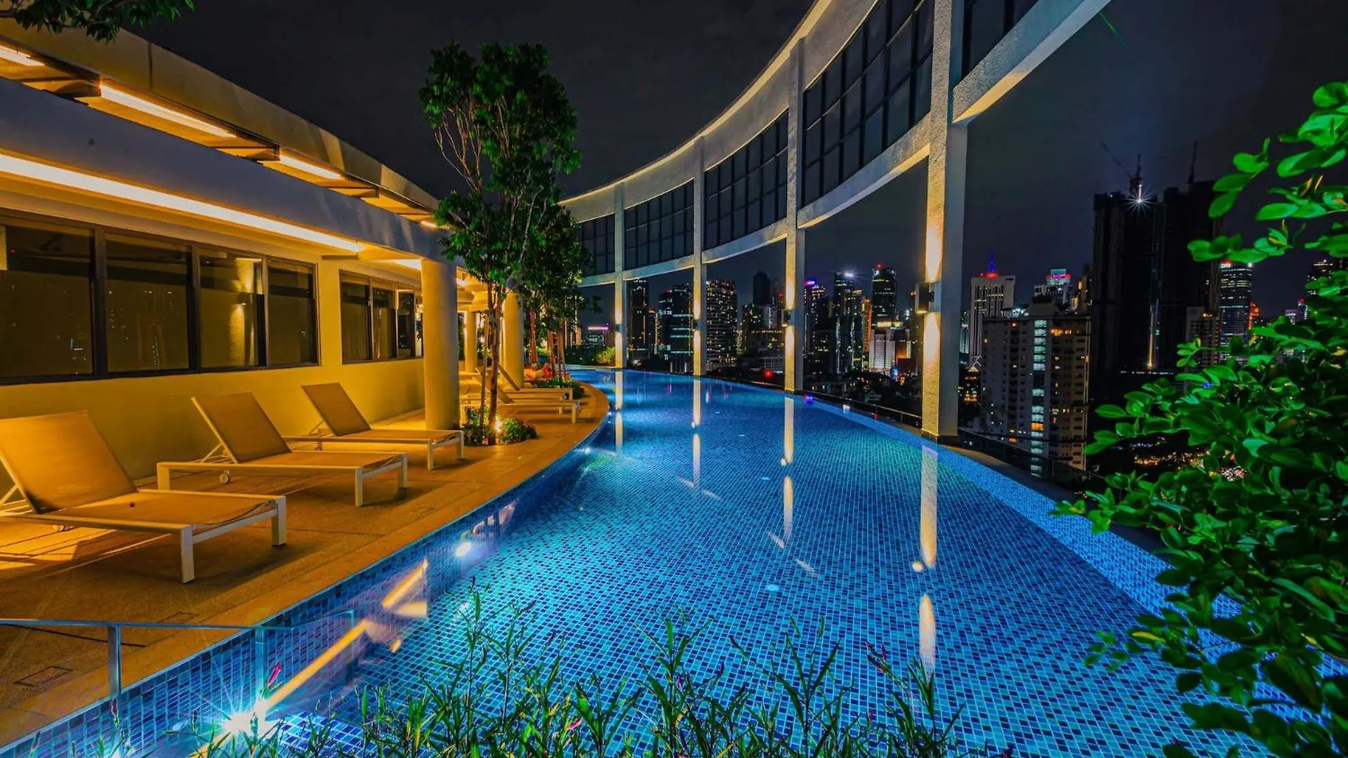 The Atrium At Jalan Ampang By Okbnb - Luxury 3 Bedroom Family Suite With Balcony, 3 Mins To Klcc Kuala Lumpur 0*,  Malaysia