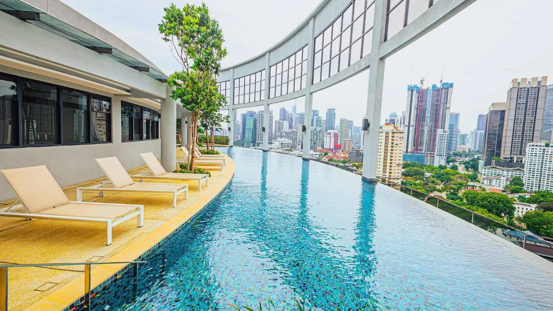 The Atrium At Jalan Ampang By Okbnb - Luxury 3 Bedroom Family Suite With Balcony, 3 Mins To Klcc Kuala Lumpur Apartment